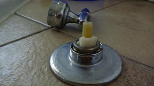 Name:  tub-valve..jpg
Views: 72
Size:  17.6 KB