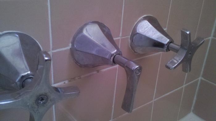 Name:  KohlerValve2.jpg
Views: 300
Size:  21.8 KB