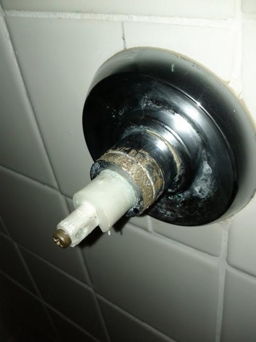 Name:  insideHandle.jpg
Views: 198
Size:  31.4 KB