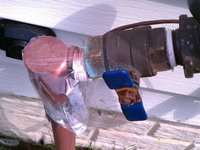Name:  busted sprinkler line #2.jpg
Views: 254
Size:  56.8 KB