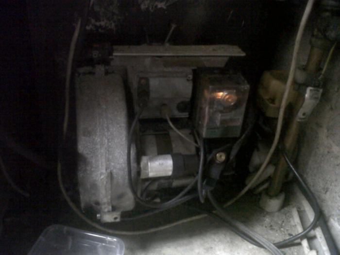Name:  oil 004.jpg
Views: 1333
Size:  34.2 KB