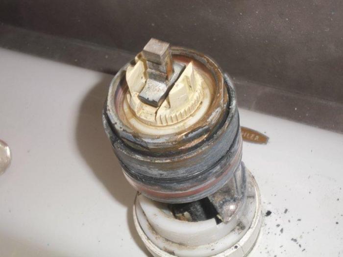 Name:  Kitchen Faucet C.jpg
Views: 854
Size:  35.5 KB