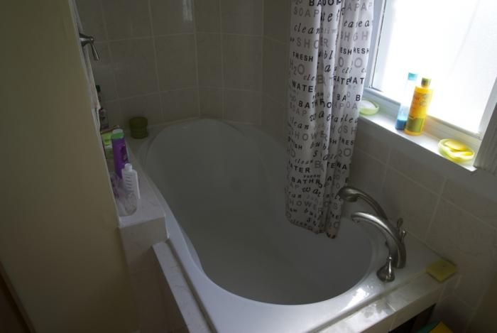 Name:  bathtub.jpg
Views: 435
Size:  24.0 KB
