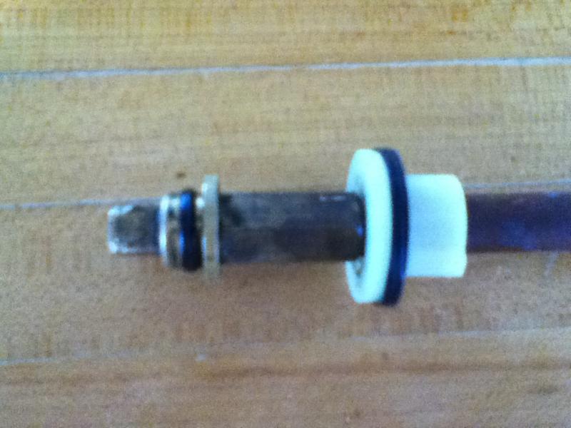 Name:  valve stem three.jpg
Views: 155
Size:  56.1 KB