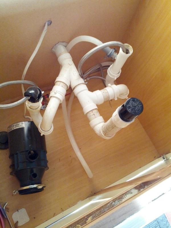 Name:  kitchen_sink_plumbing_2.jpg
Views: 214
Size:  56.5 KB