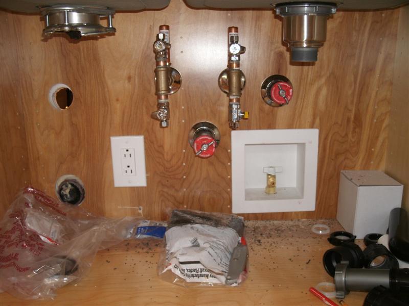Name:  kitchen counter sink 015 (Medium).jpg
Views: 115
Size:  62.7 KB