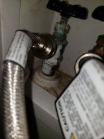 20201222_145134 washing machine gate valve apparently screw on 2.jpg