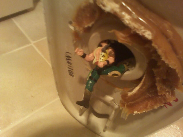 Pull Toilet