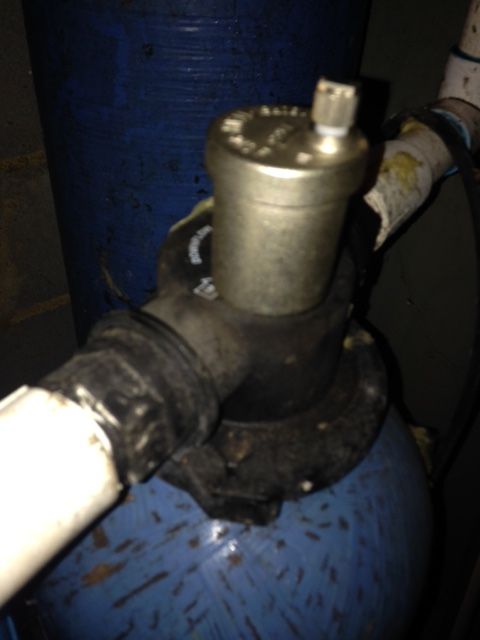 pressure valve.jpg