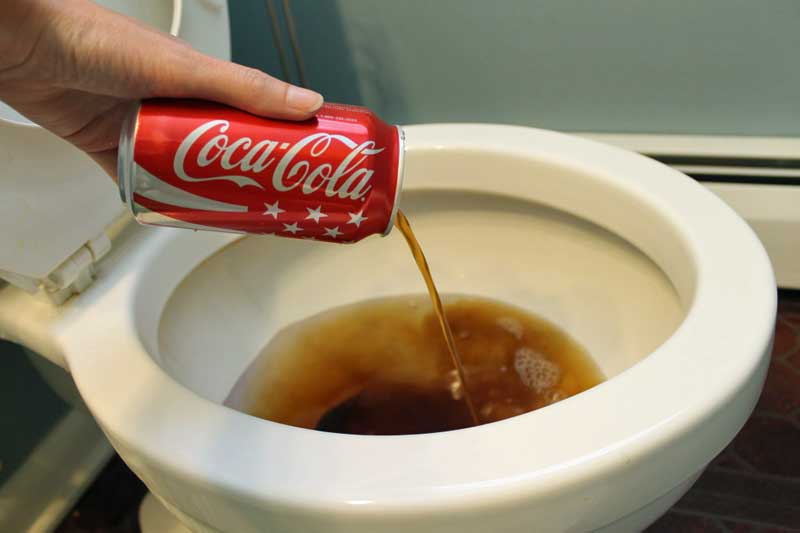 toilet-clean-coke.jpg