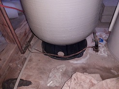 Well pressure tank next to the water line.jpg
