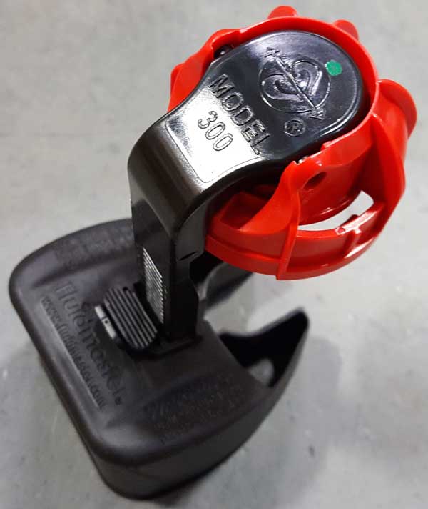 fm-300-cap-01.jpg