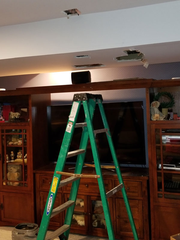 ceiling-leak-1.jpg