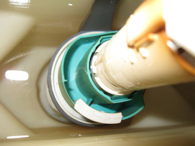geberit_in_wall_tank_03.jpg