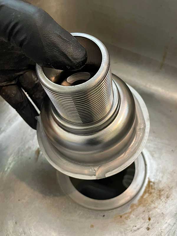 sink-basket-with-silicone.jpg