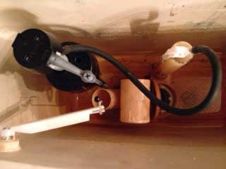 as-tilt-valve-inside-tank-2.jpg