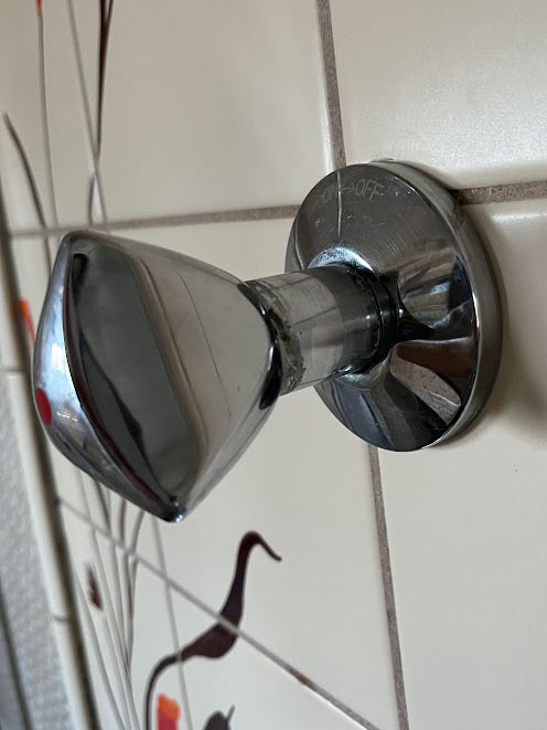grohe-shower-handle-628.jpg